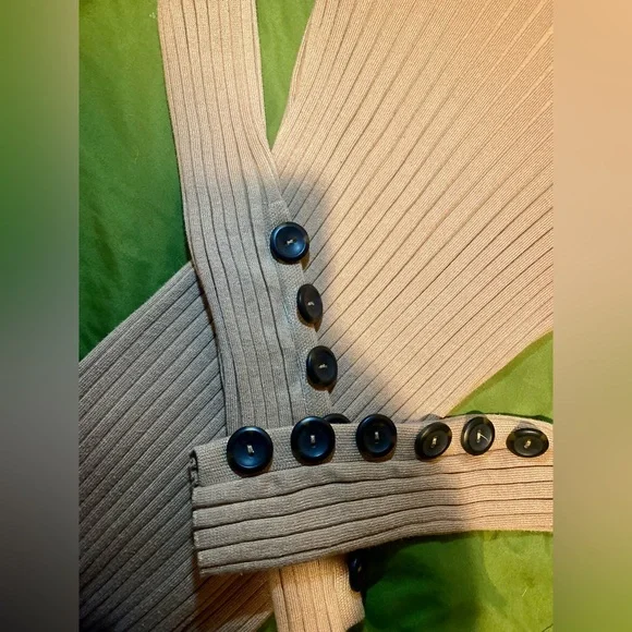 Beautiful long dress by Derek Heart - Picture 3 of 3